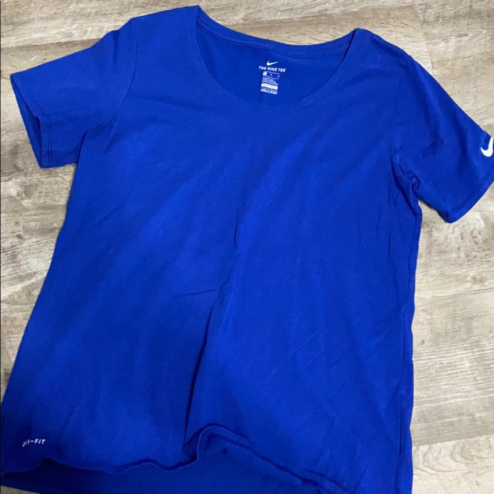 Nike DriFit Tee